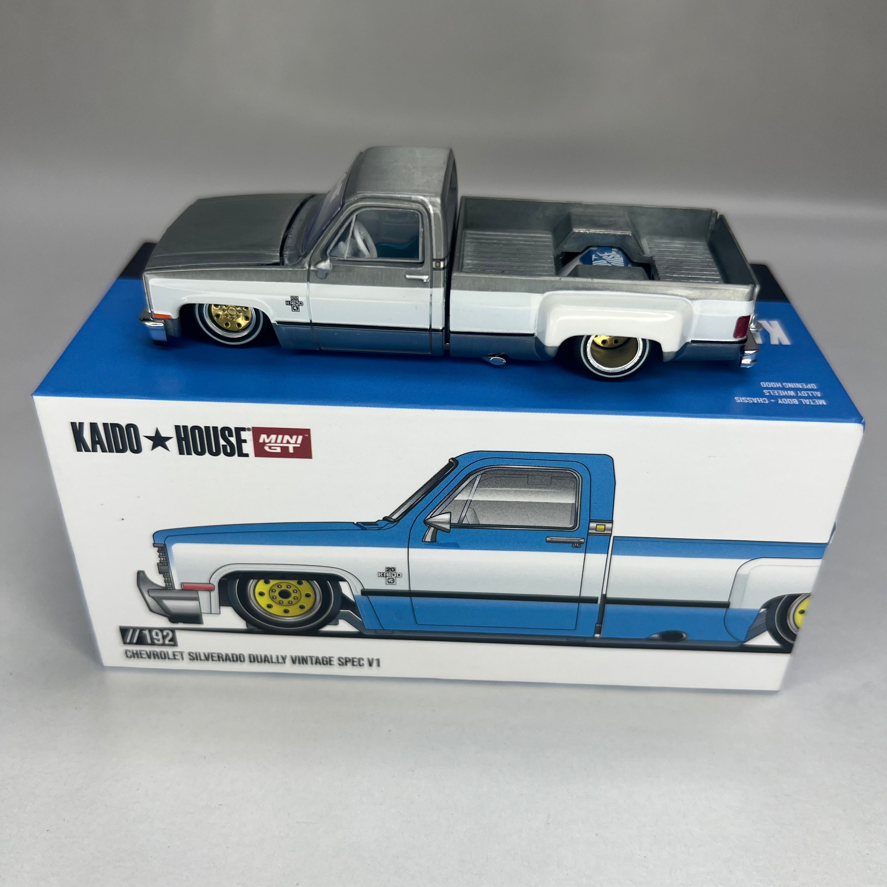 CHASE Kaido House x Mini GT 1:64
