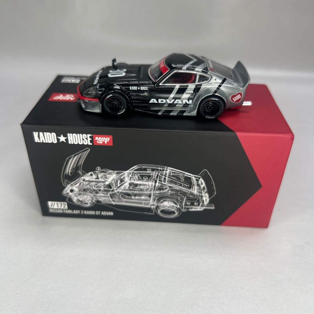 CHASE Kaido House x Mini GT 1:64