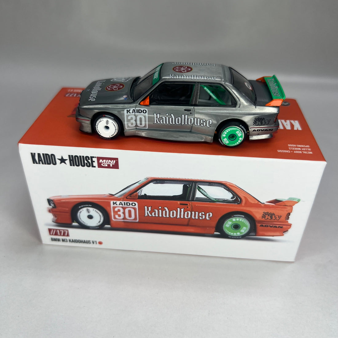 CHASE Kaido House x Mini GT 1:64