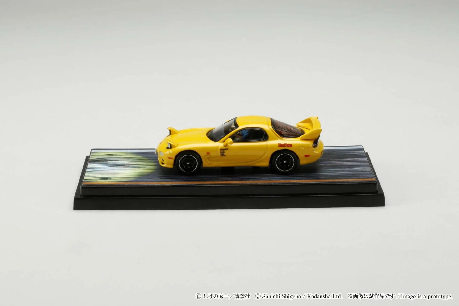 HOBBY JAPAN 1/64 Mazda RX-7 (FD3S) Red Suns / INITIAL D vs Takumi Fujiwara with Keisuke Takahashi Figure Inside the car