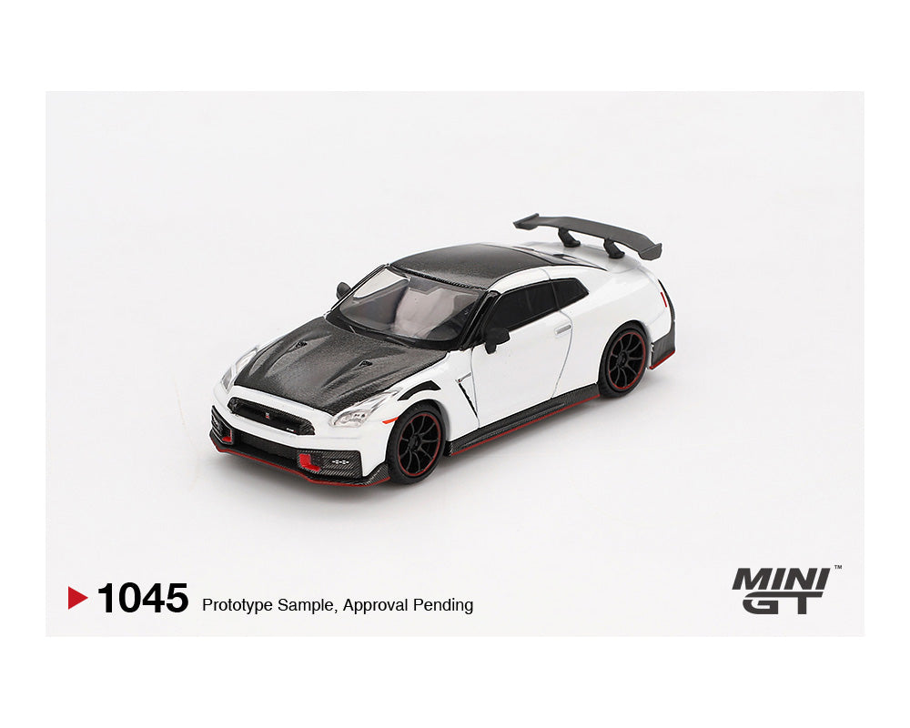 MINI GT 1/64 Nissan GT-R Nismo 2024 – Brilliant White Pearl