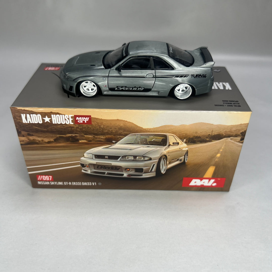 CHASE Kaido House x Mini GT 1:64 