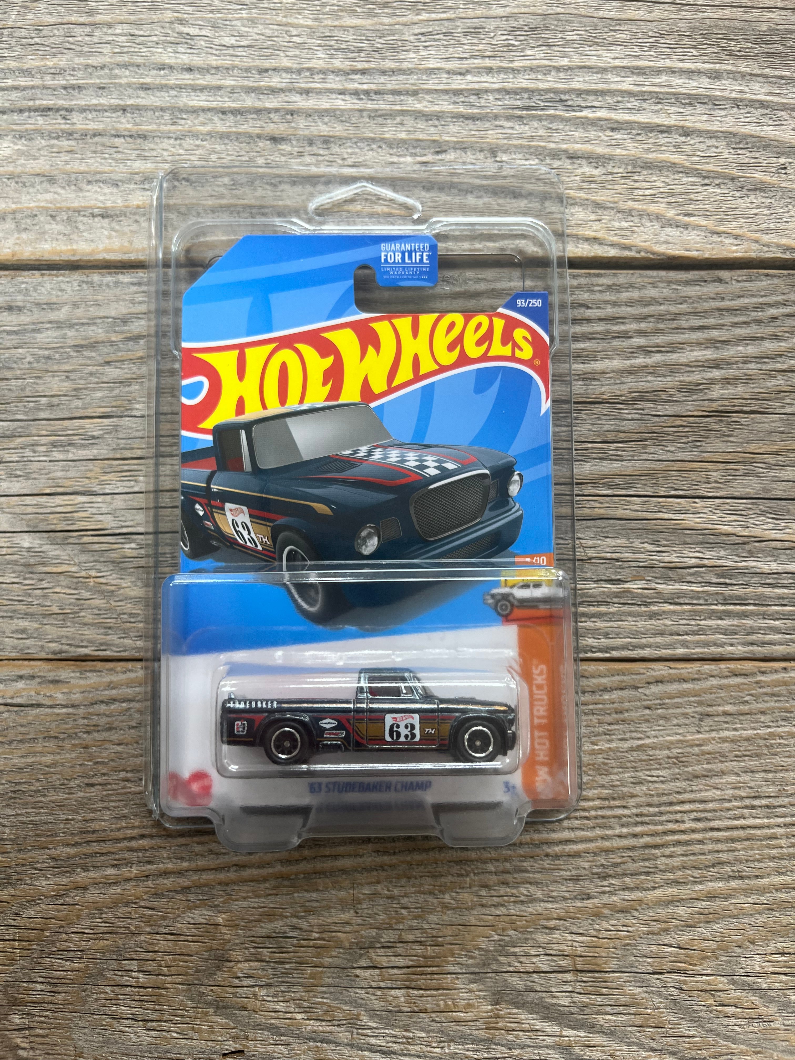 HOT WHEELS 1:64 SUPER TREASURE HUNT &