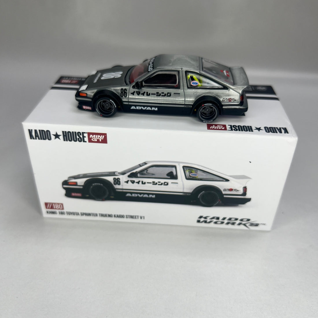 CHASE Kaido House x Mini GT 1:64 