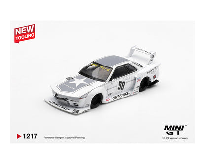 (COMING SOON) MINI GT 1/64 Nissan GT-R32 LB-Kaido Works TAS 2025