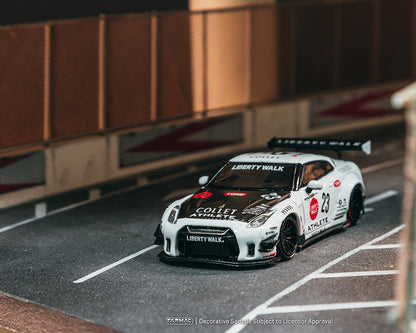 (COMING SOON) Tarmac Works 1:64 LB-WORKS NISSAN GT-R R35 type 2 With Oil Can – White